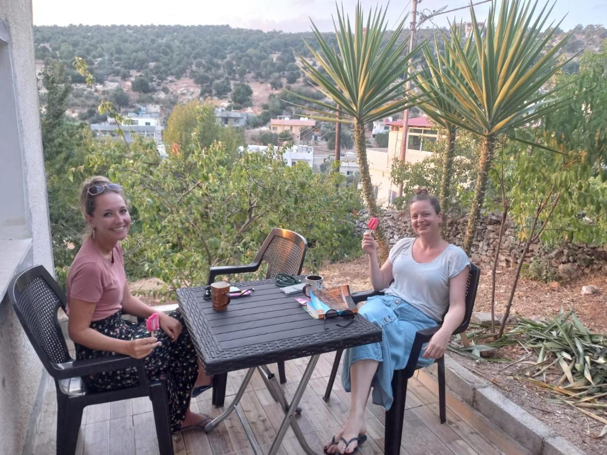 Mhna Guest House Ajloun Luaran gambar