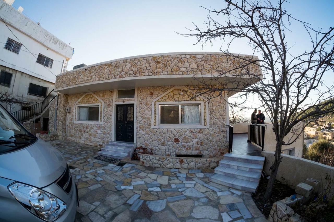 Mhna Guest House Ajloun Luaran gambar